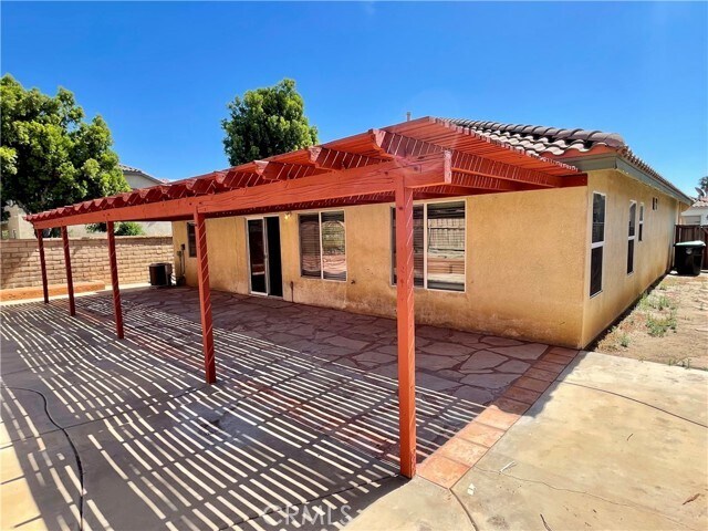 Building Photo - 147 Ropango Way