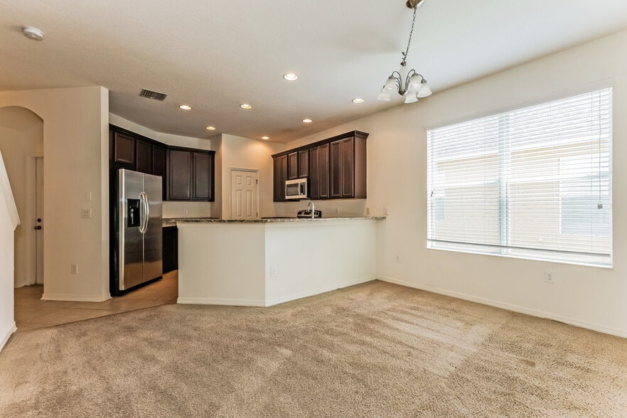 Building Photo - 8309 Deerland Bluff Ln