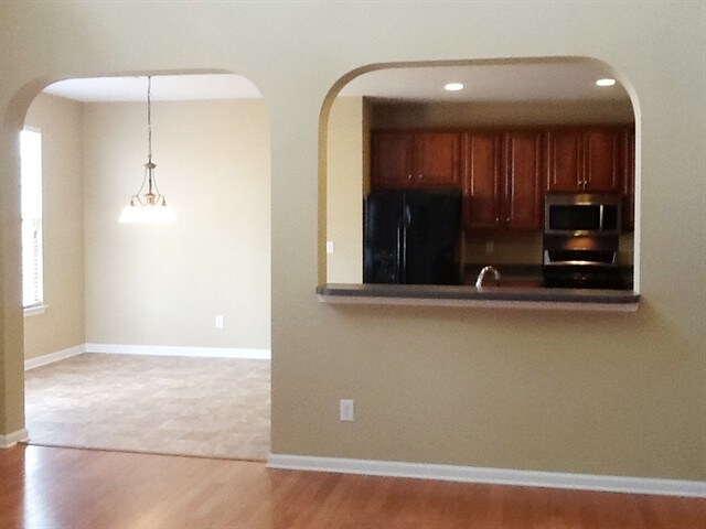 Building Photo - 3024 Saintsbury Cove Dr