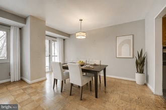 Building Photo - 4201 Cathedral Ave NW