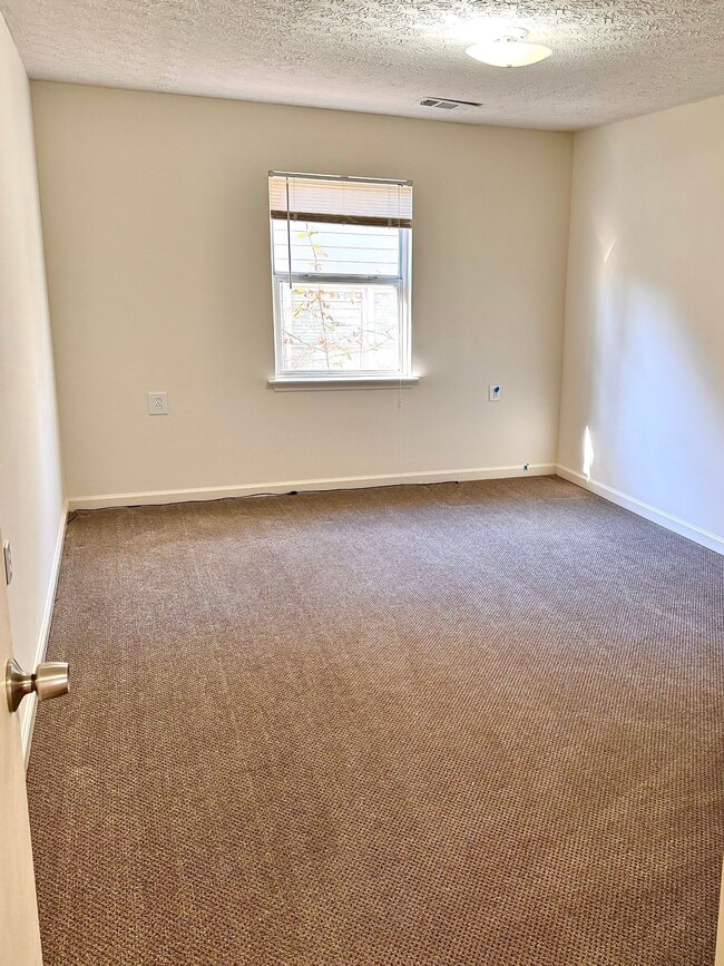 Building Photo - 2829 Arborcrest Dr