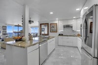 Building Photo - 1149 Hillsboro Mile
