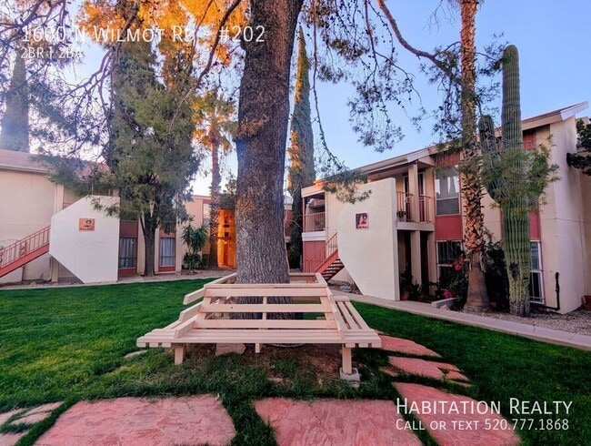 Building Photo - 1600 N Wilmot Rd