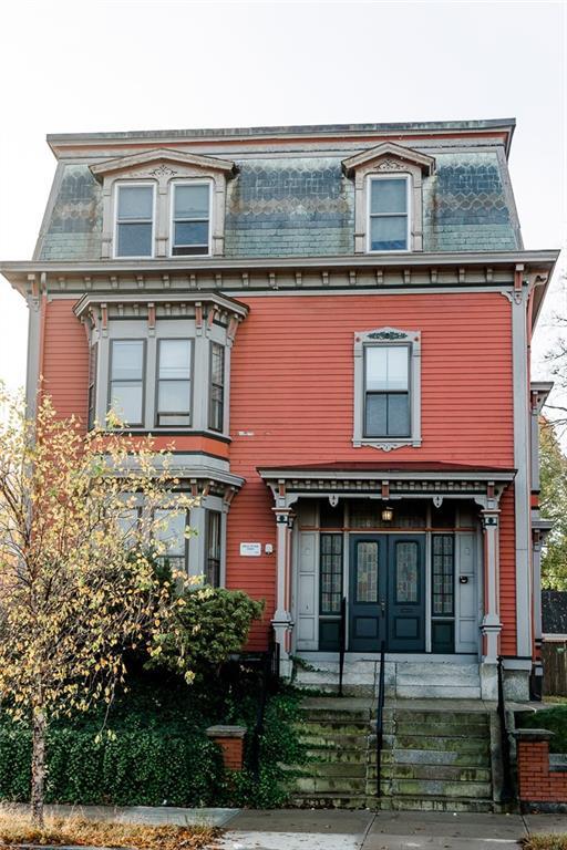 Building Photo - 1570 Westminster St