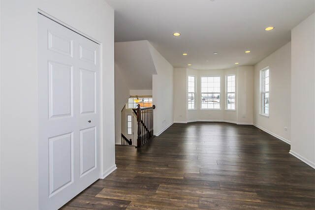 Building Photo - 2949 Madison Dr