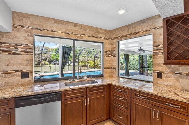 Building Photo - 2111 Paddock Cir