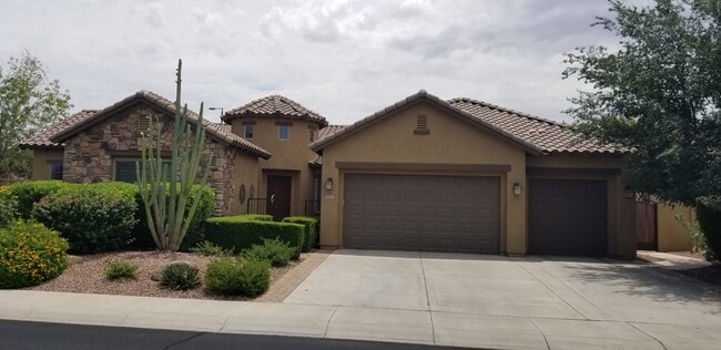 Building Photo - 3963 E Elmwood Pl