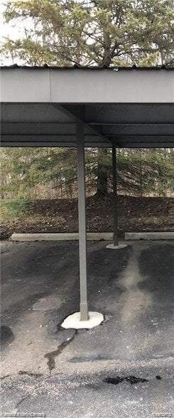 Building Photo - 43449 Arbor Way W