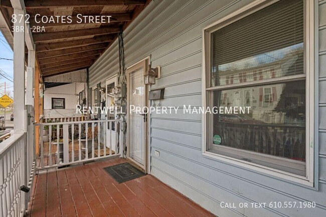 Building Photo - 872 Coates St