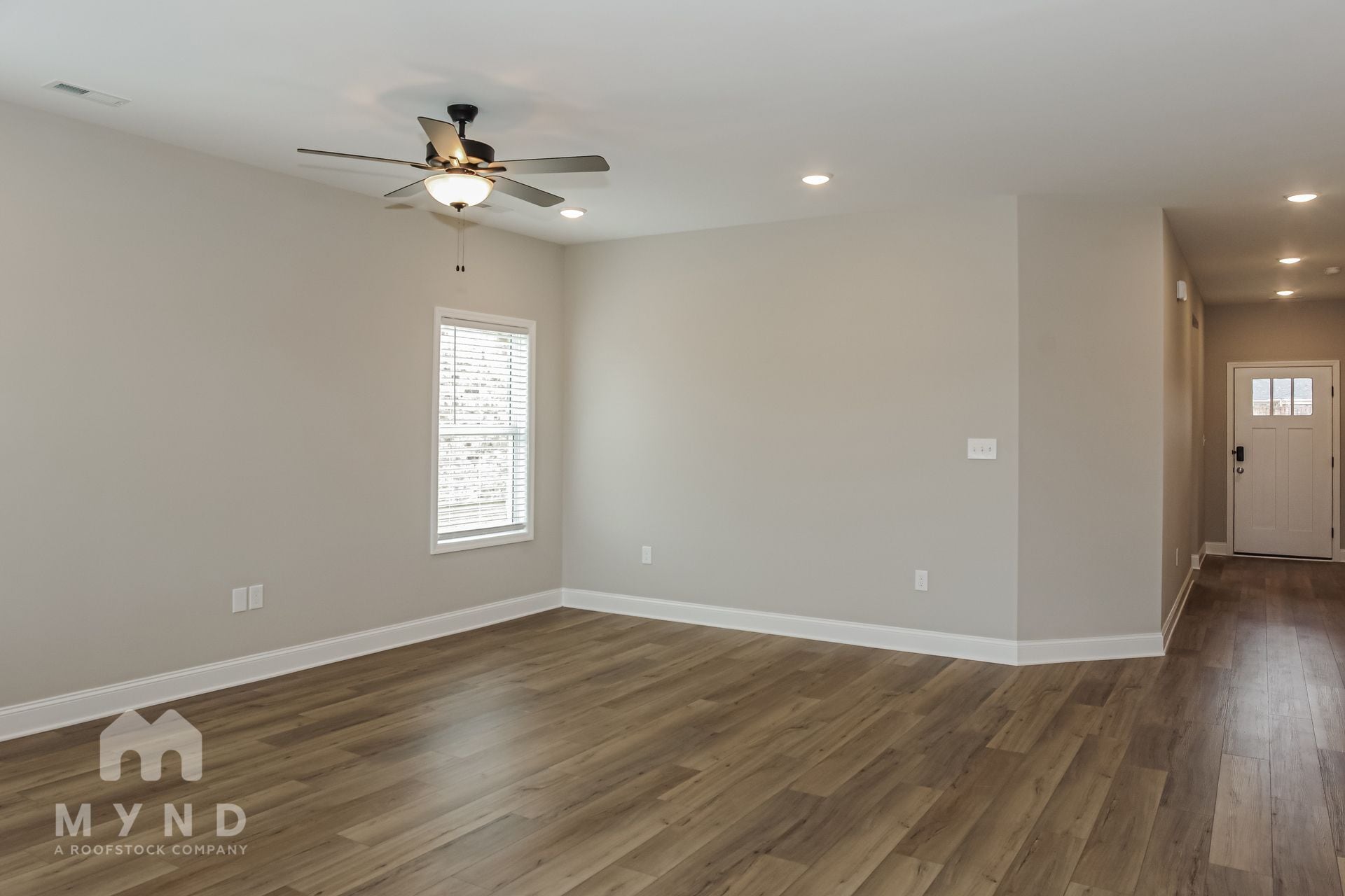 Building Photo - 235 Irish Hl Dr