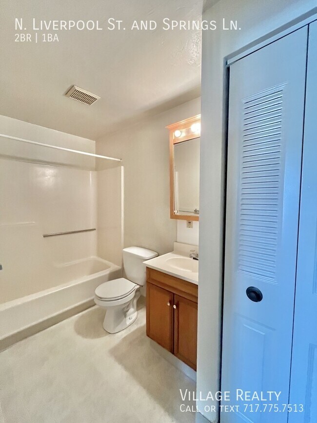 Building Photo - 220 Elizabeth Ln