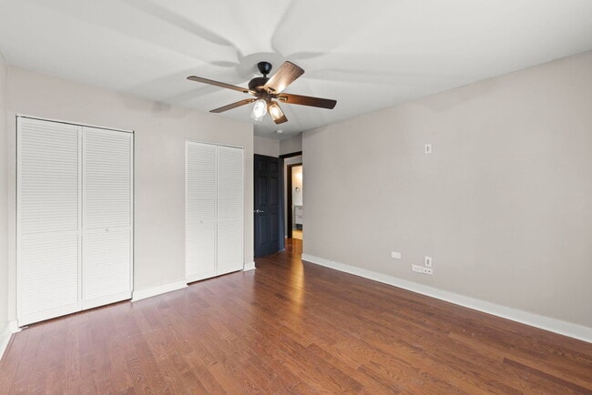 Building Photo - 2661 Prairieview Ln S