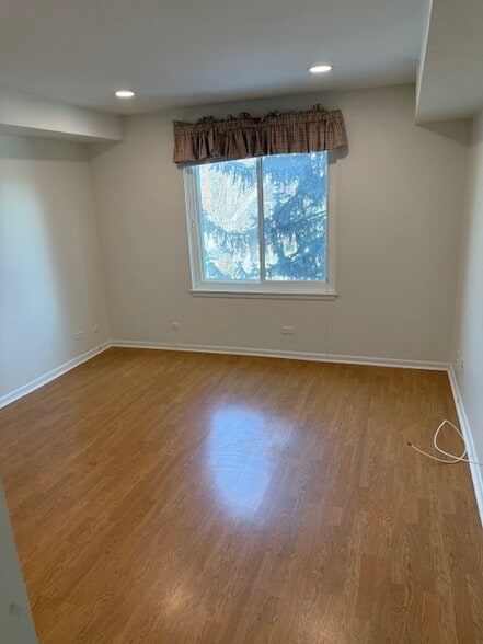 2nd Bedroom - 110 S Dunton Ave