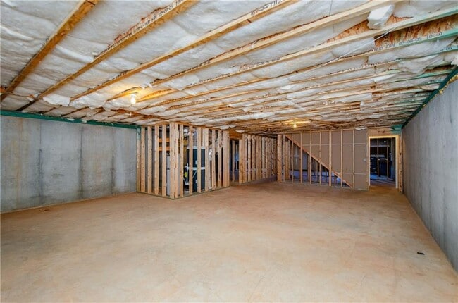 Building Photo - 3950 Chattahoochee Rd