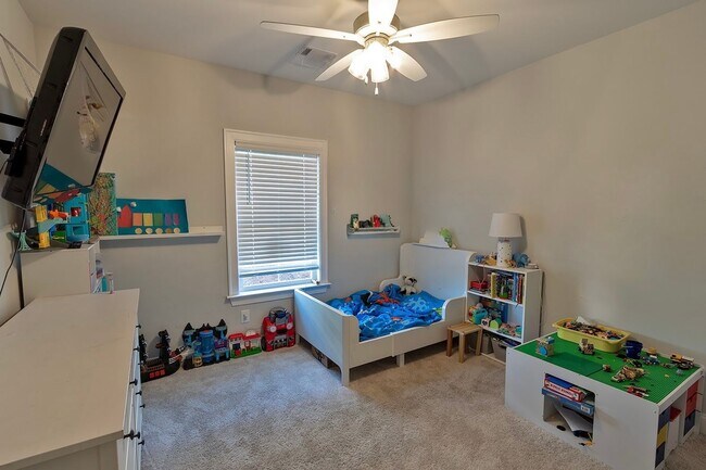 Building Photo - Available July 15, 2026