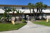 Building Photo - 478 HUNT PK