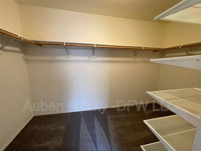 Building Photo - 344 Amethyst Dr