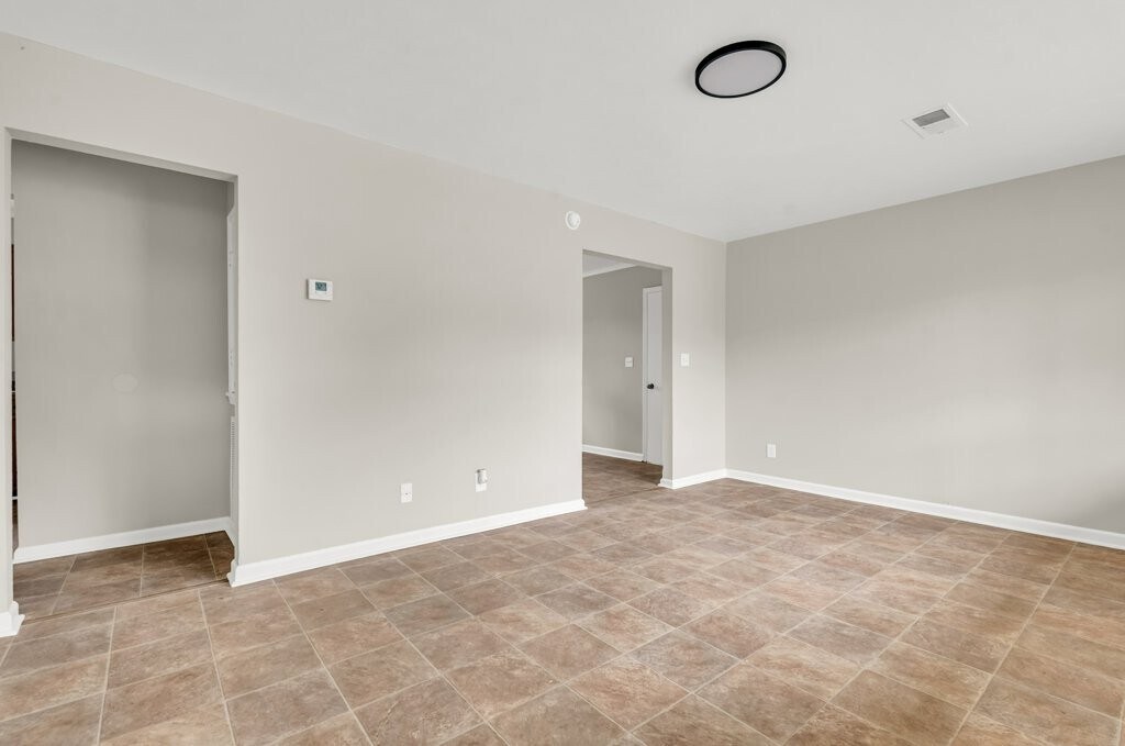 Building Photo - 805 Spruce St