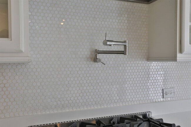 Building Photo - 10255 S Goshawk Trl