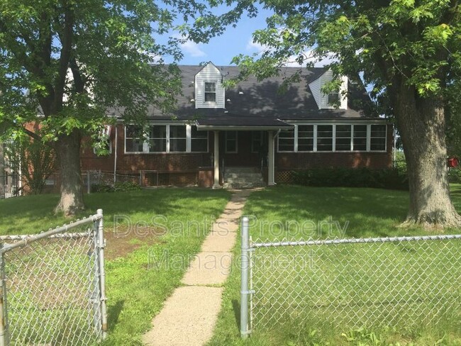 Primary Photo - 3571 Brodhead Rd
