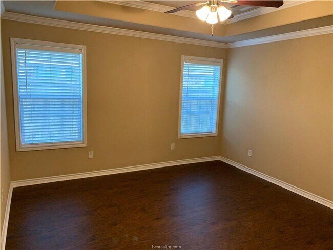 Building Photo - AUGUST 2026 PRE-LEASE!! 4 Bedroom, 4 Bathr...