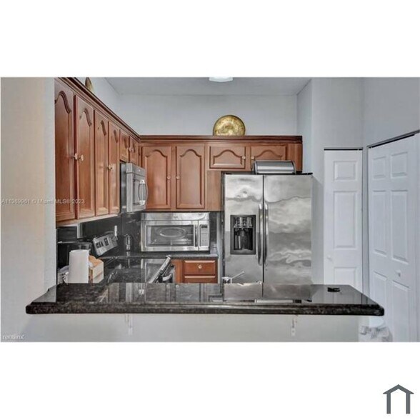 Building Photo - 1212 Santa Catalina Ln