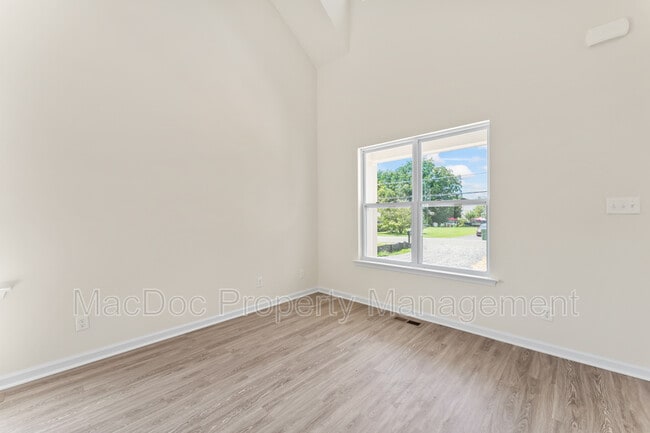 Building Photo - 204B Hamilton St