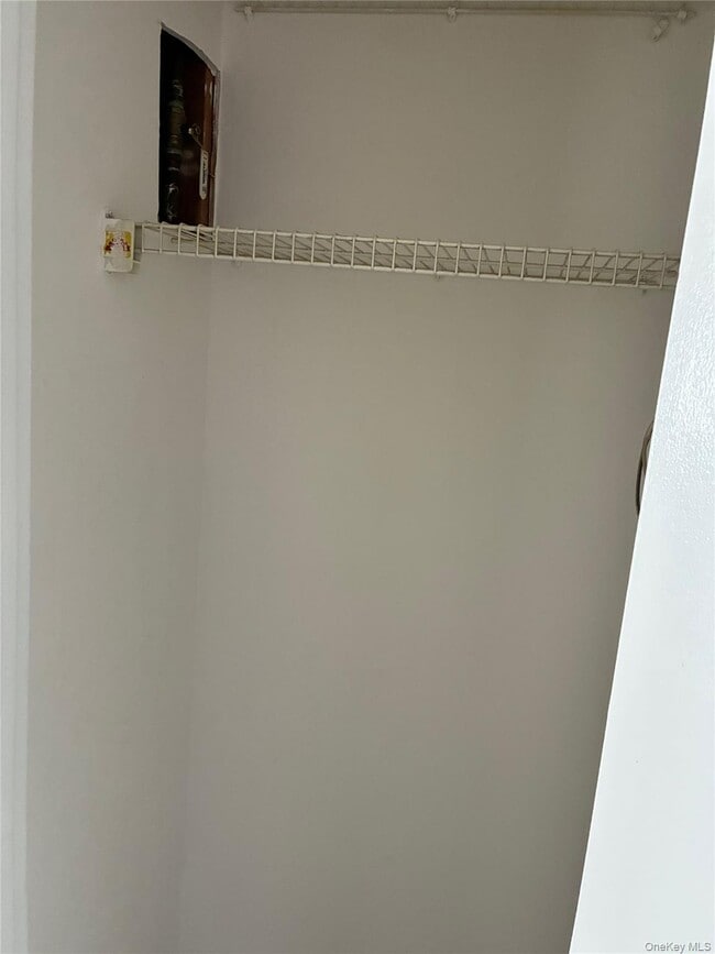 Building Photo - 401 Town Hill Condominium