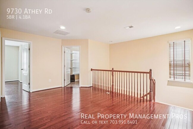 Building Photo - 9730 Athey Rd