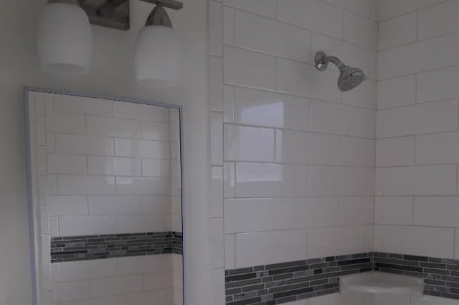 Bathroom - Mirror/Cabinet - 512 N Lucia Ave