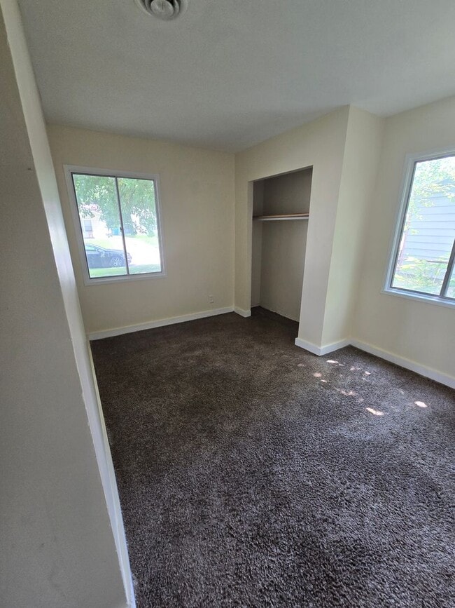 Building Photo - 109 St Leo Dr