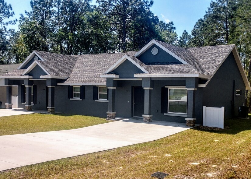 Front View - 9428 N Travis Dr