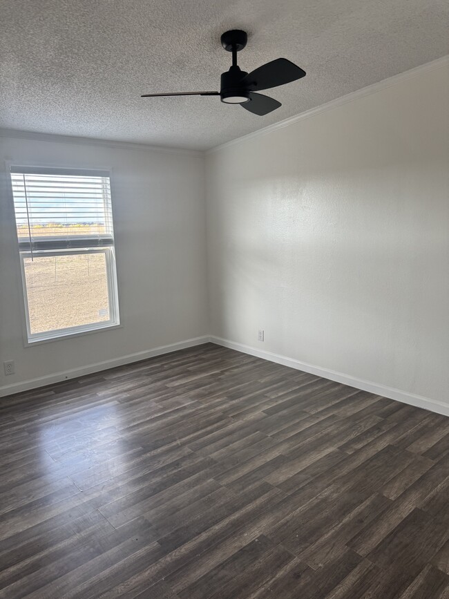 Bedroom 1 - 4786 County Road 406