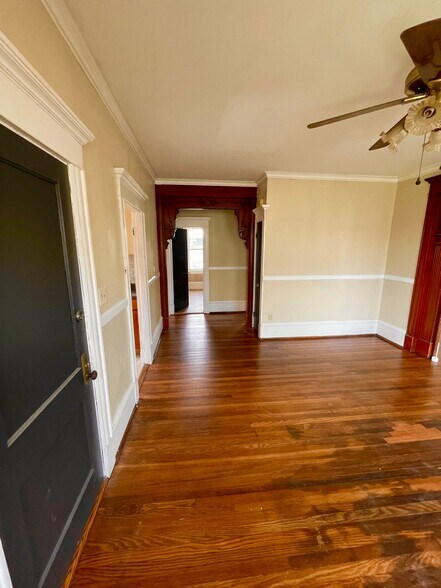 Building Photo - 250 Central Ave