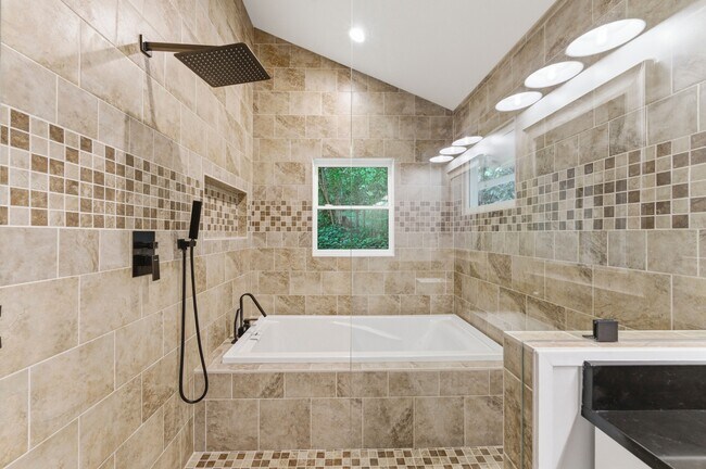 Building Photo - 103 Berkeley Rd