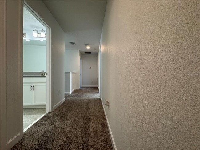 Building Photo - 9161 Cut Shot Dr