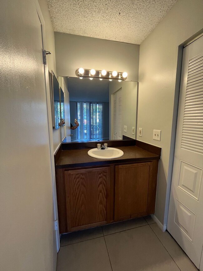 Building Photo - ONE BEDROOM ONE BATHROOM! WATERFRONT COMMU...
