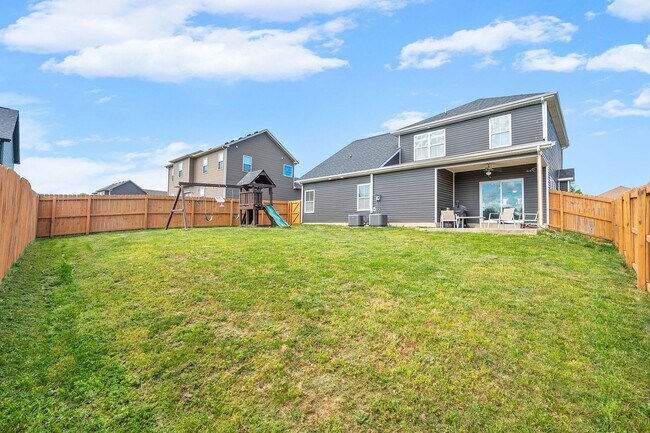 Building Photo - 1116 Eagle's View Dr