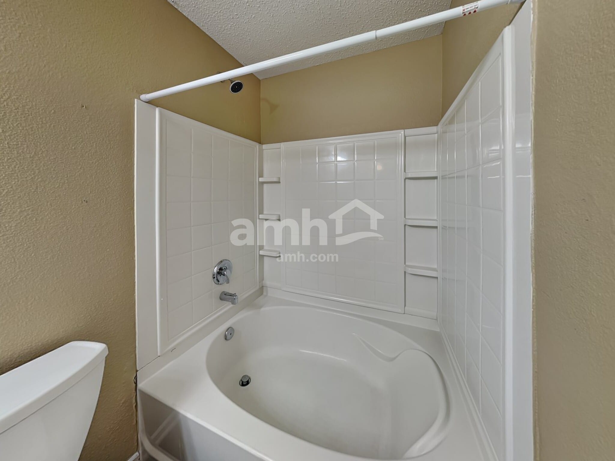 Building Photo - 6765 W Littleton Dr