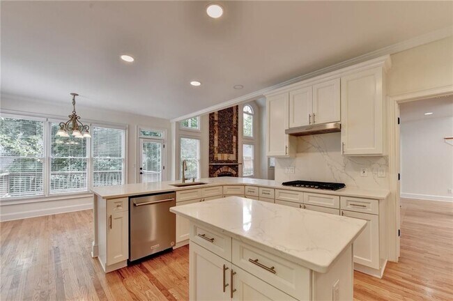 Building Photo - 10645 Honey Brook Cir
