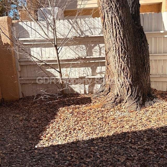 Building Photo - 702 Fruit Ave NW