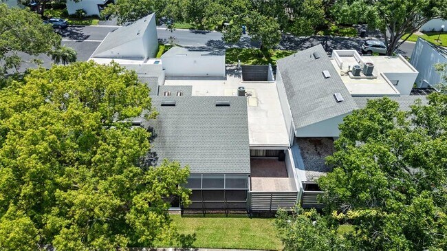 Building Photo - 4156 Northmeadow Cir