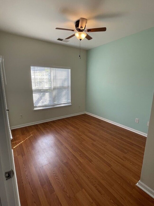Building Photo - Charming 2 beds 2.5 bath in Charlotte!