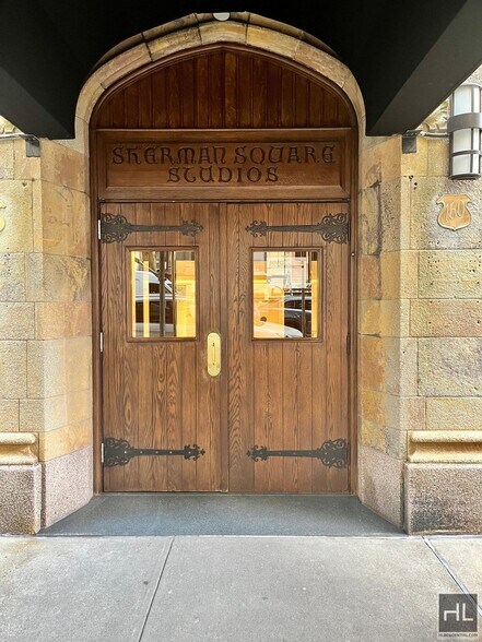 Building Photo - WEST 73 STREET