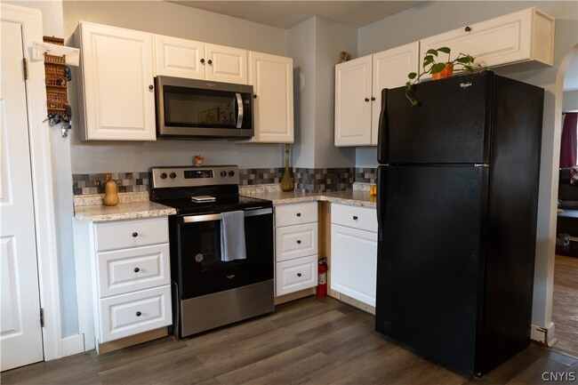 Building Photo - 2800 NY-49