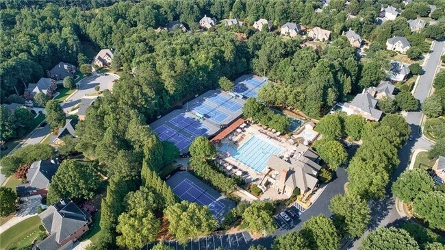 Building Photo - 870 Longstone Landing