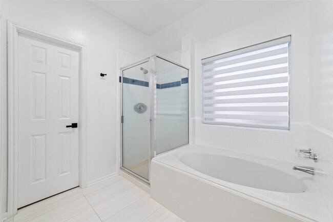 Building Photo - 20415 Longspring Dr