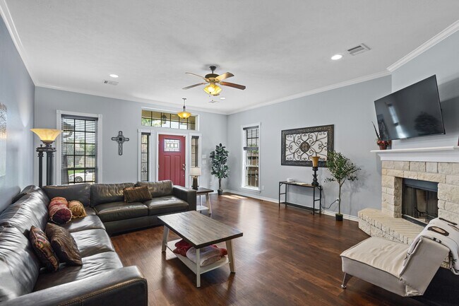 Building Photo - 941 Dove Landing Ave