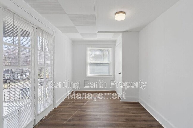 Building Photo - 5515 Wilborn Dr