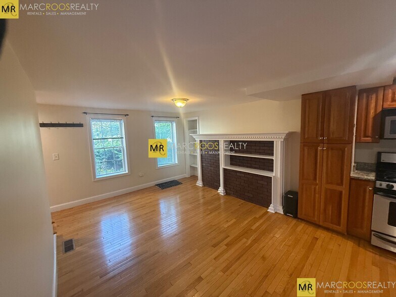 Building Photo - 5 Clarken Ct